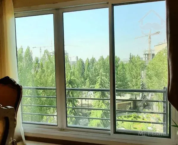 کامرانیه شمالی ۲۱۰ متر برج باغ ،۲پارکینگ