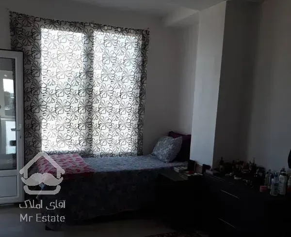 اپارتمان ۳خوابه بر خیابان اصلی راه اهن کلید نخورده