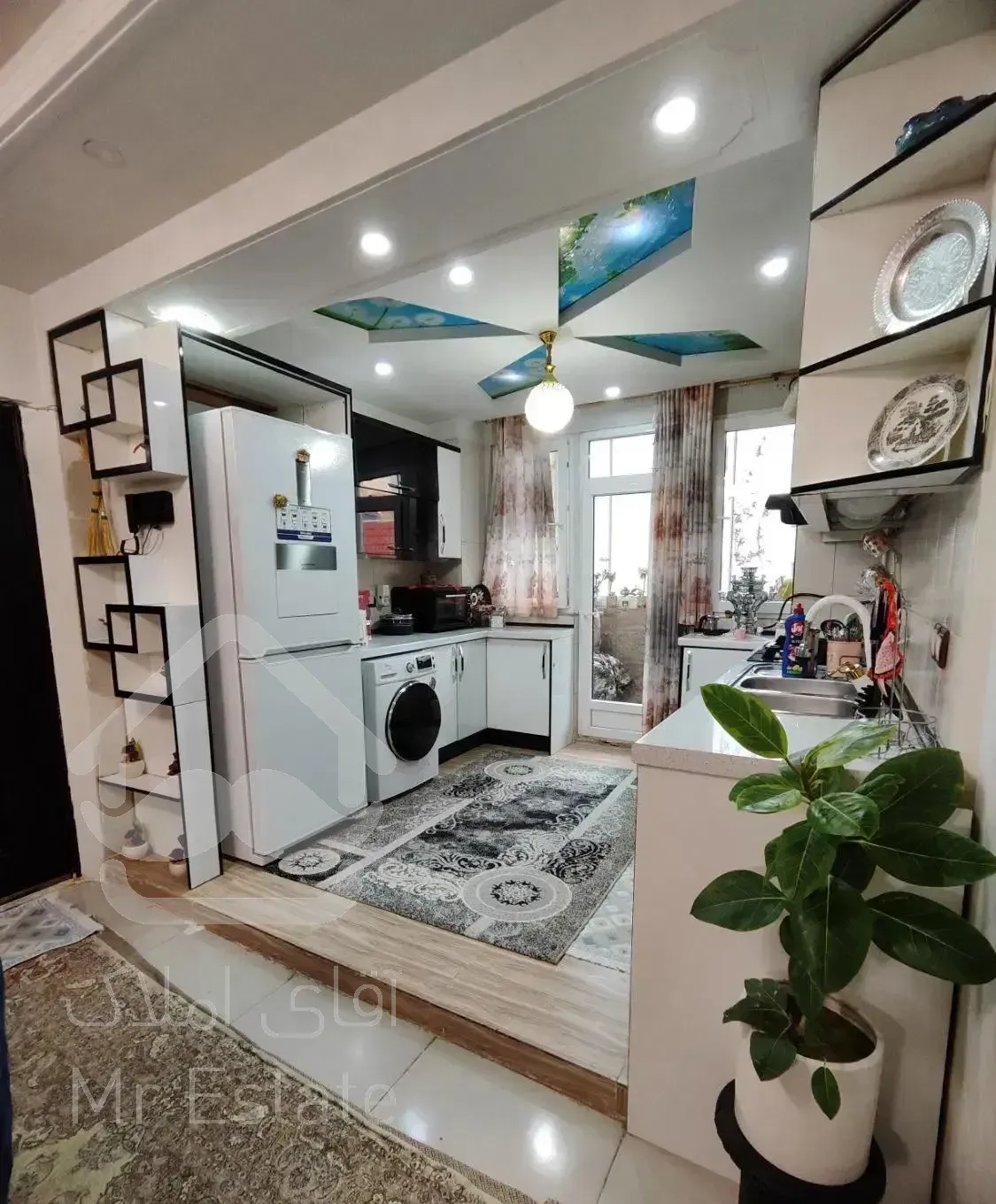 آپارتمان 63 متری / فول / پارکینگ اختصاصی/ سندتکبرگ