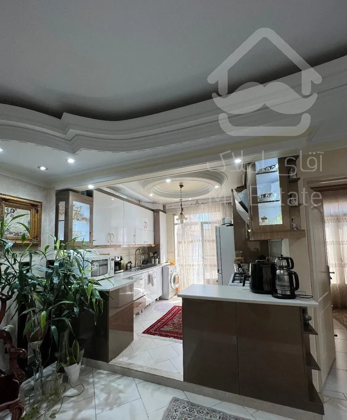 آپارتمان ۸۰ متری بازسازی از همه جهات پر نور