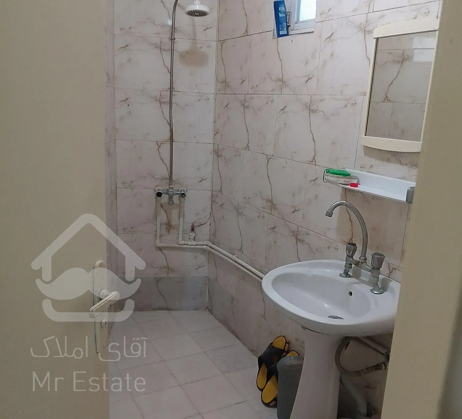 ۵۷ متر رهن / ۱ خوابه طبقه۳/گرگان/خانواده ومجرد