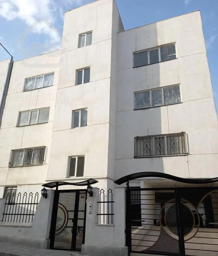 آپارتمان ۱۲۵ متری-سه خواب- فاز ۸