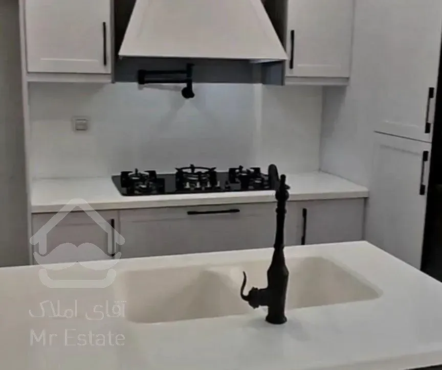 دریاچه‌چیتگر/۷۰متر/۲خوابه/وام‌بانکی/سند‌تک برگ