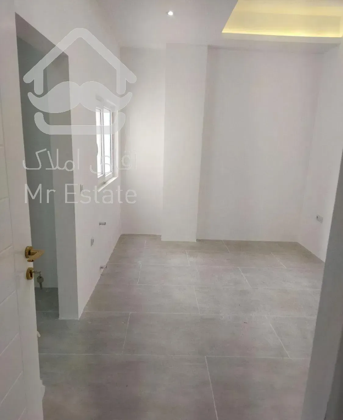 آپارتمان/ شخصی ساز ۱۷۸متری / همتی فر