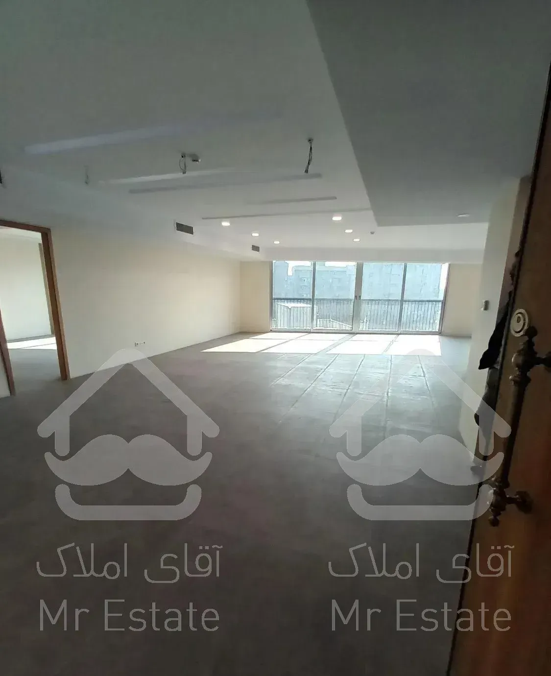 موقعیت اداری بهجت اباد((۲۱۲متر)) نوساز