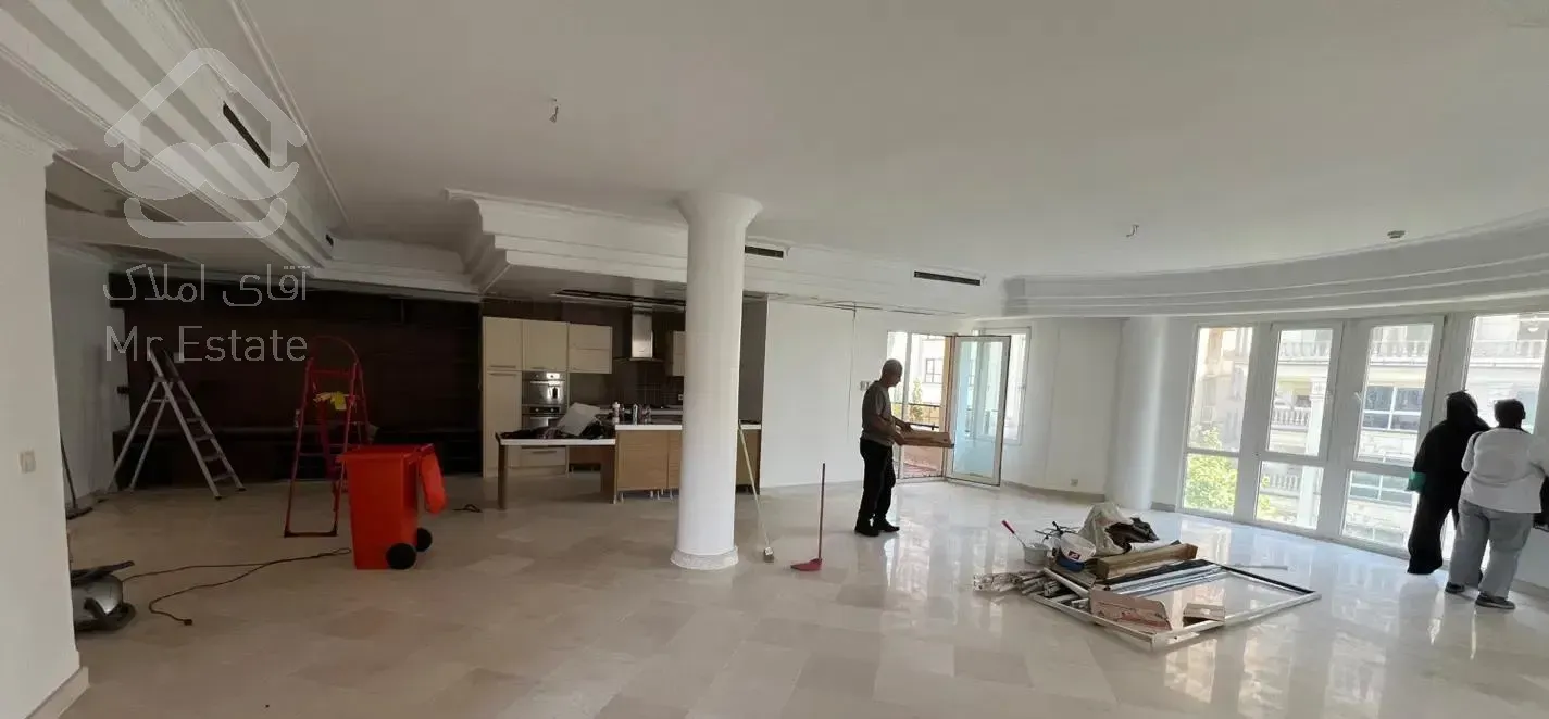 ۲۲۰متر تاپ لوکیشن ولنجک ساختمان با اصالت/ولنجک