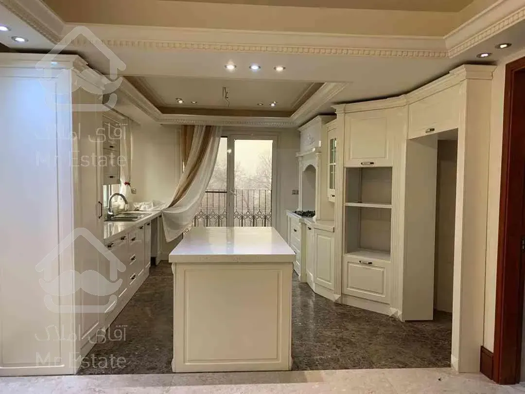 210 متر تکواحدی نیاوران فول مشاعات