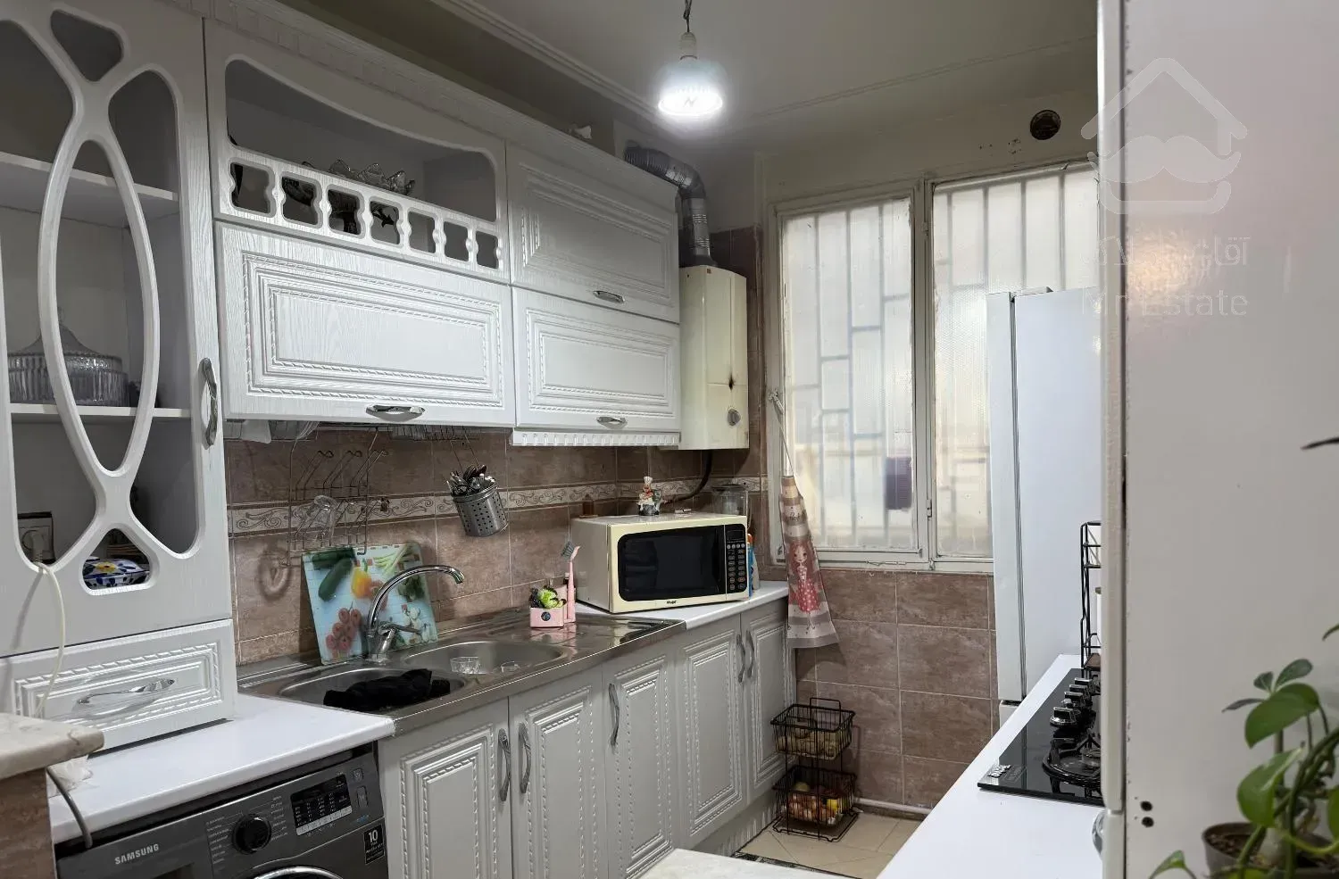 آپارتمان ۵۴ متری با پارکینگ