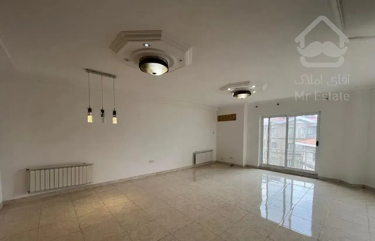 فروش آپارتمان ۱۱۱ متر عرصه و اعیان در فردوسی غربی