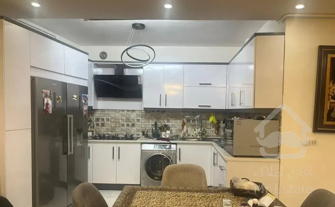 فروش یک واحد آپارتمان پروین اعتصامی(فاز دو معلم)