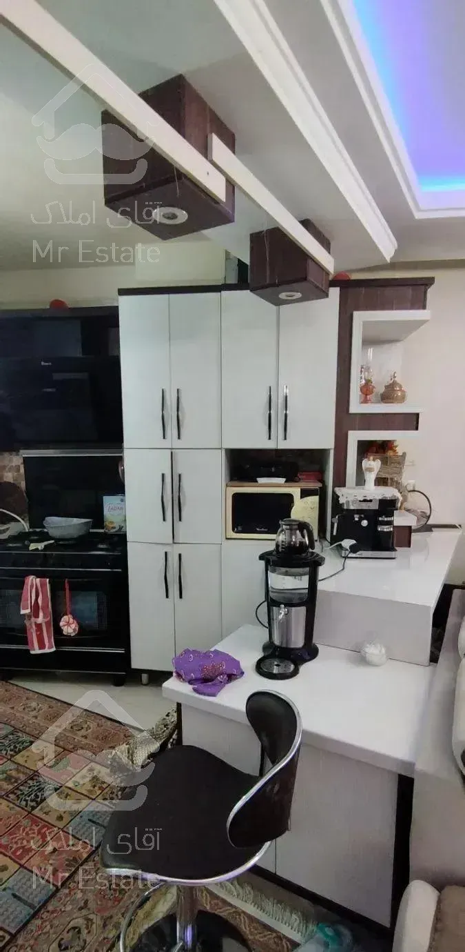 برج آفرینش 80متری