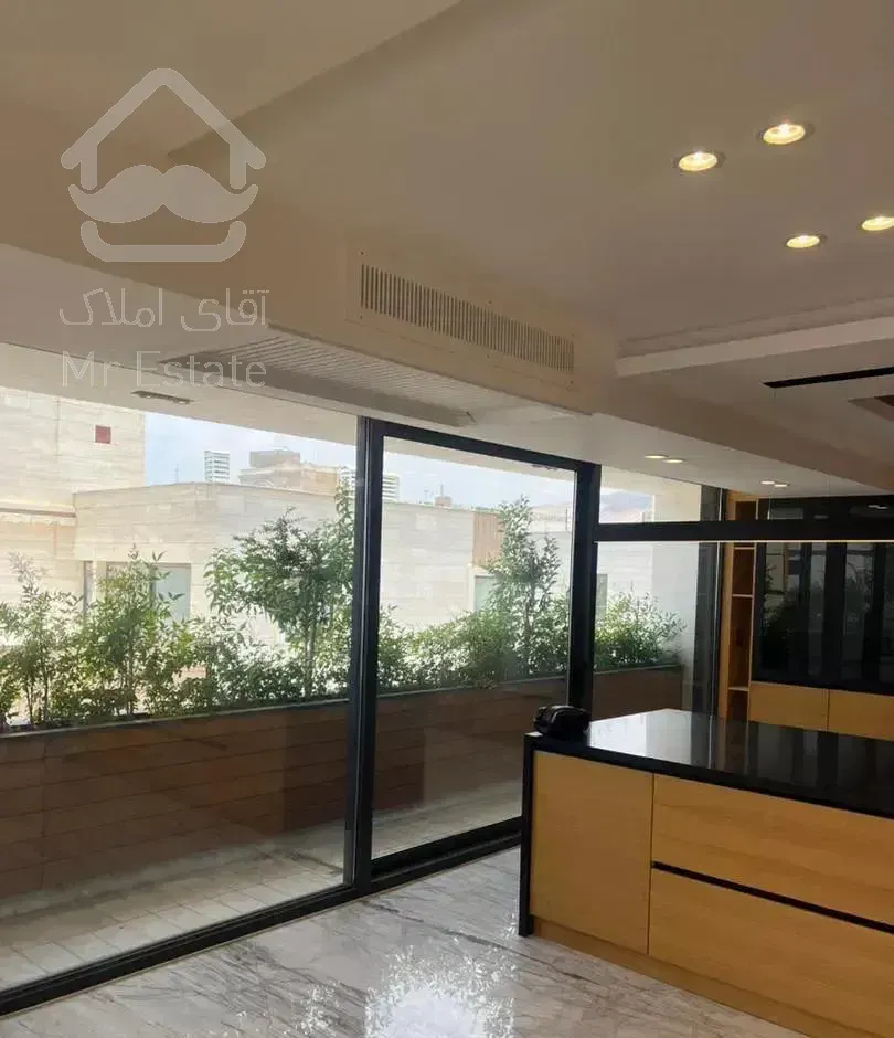 آپارتمان دو خواب خوش قیمت در ستارخان