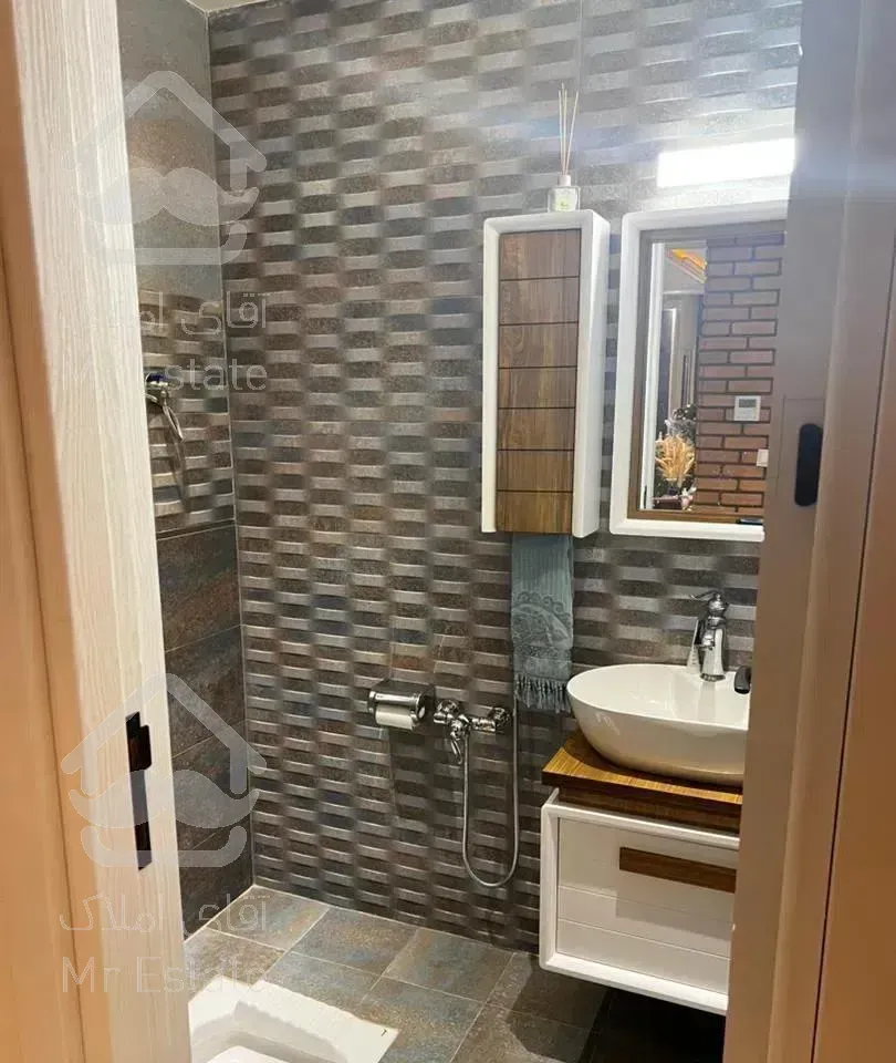 ۱۱۰ متر تک واحد یک ساله فول(میدان اطلاعات)