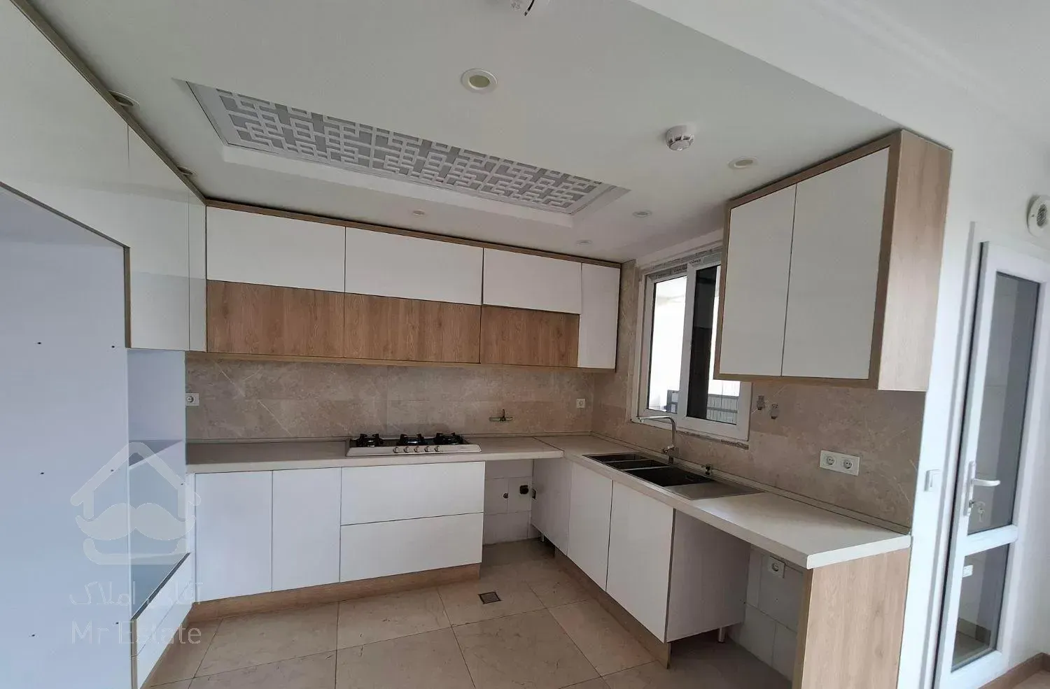 ۶۰ متر  پرده خور دکتر هوشیار ، فول تراورتن