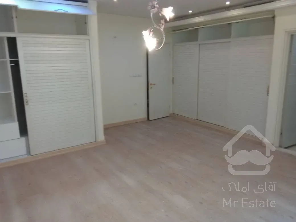 اجاره ویلا ۵۲۰ متر نیاوران دربست