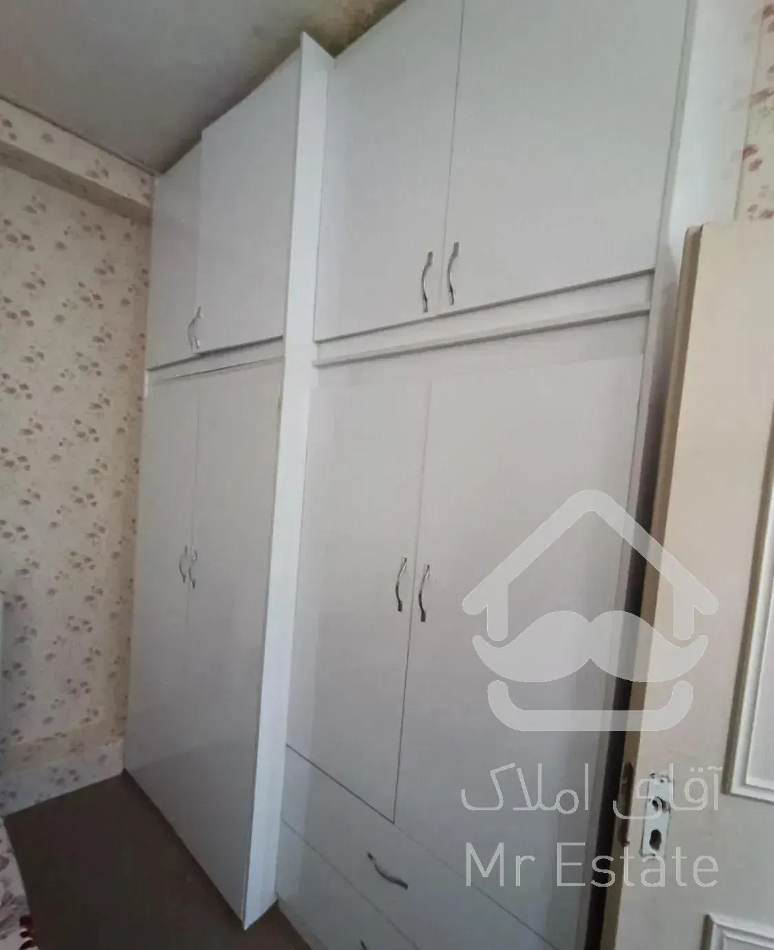 ۱۵۰ متر/  تمیز / پارک ملت /پارکینگ /بازسازی شده