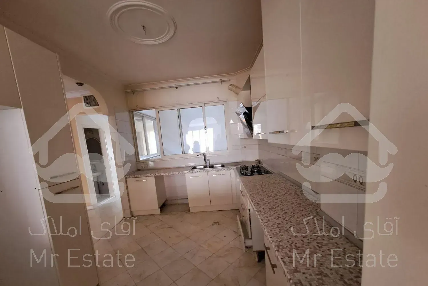 قـبا زیبـا (۱۱۸متر۲خوابه) شیک