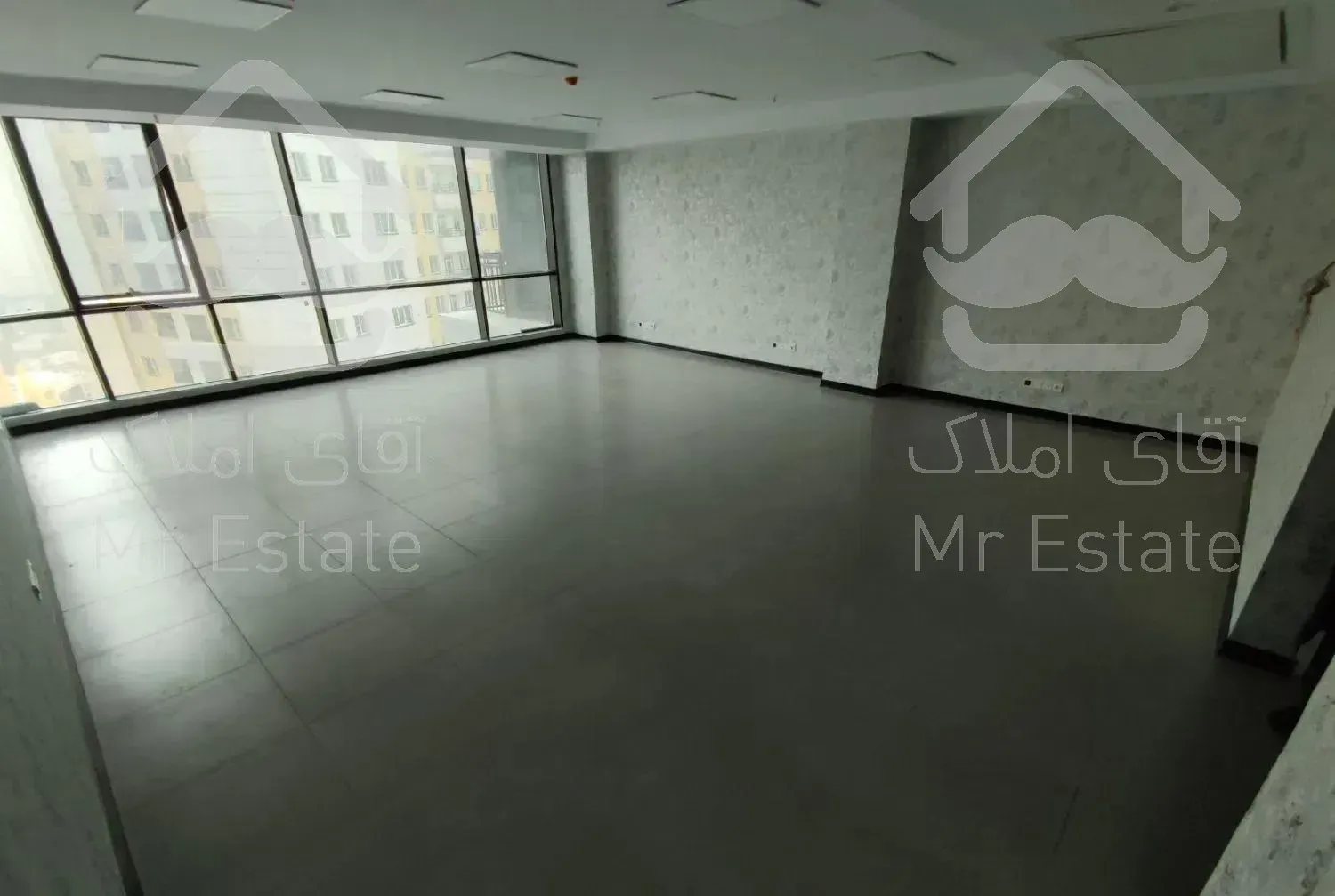 موقعیت اداری ۸۳متر آکاداسنتر