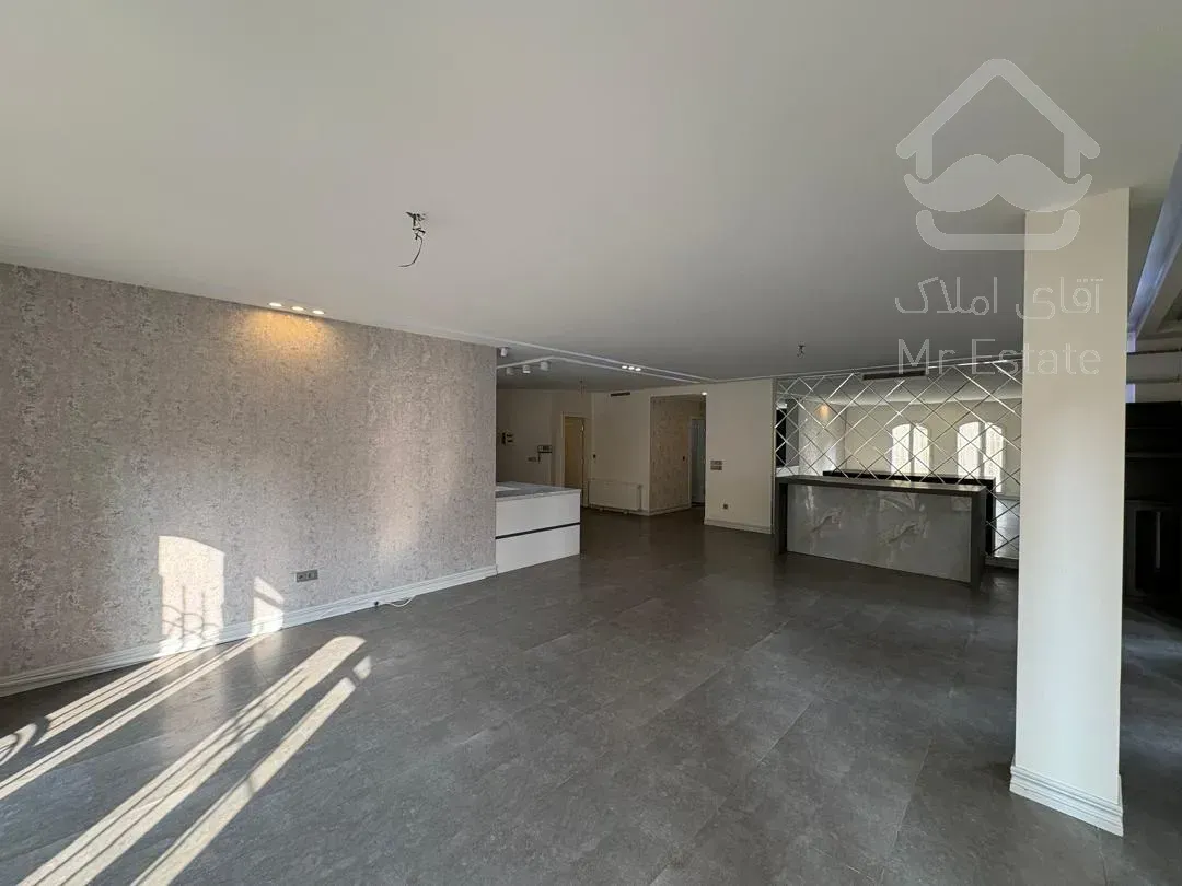 فروش آپارتمان ۱۴۵ متر ۳ خواب فرمانیه غربی غرق در نور