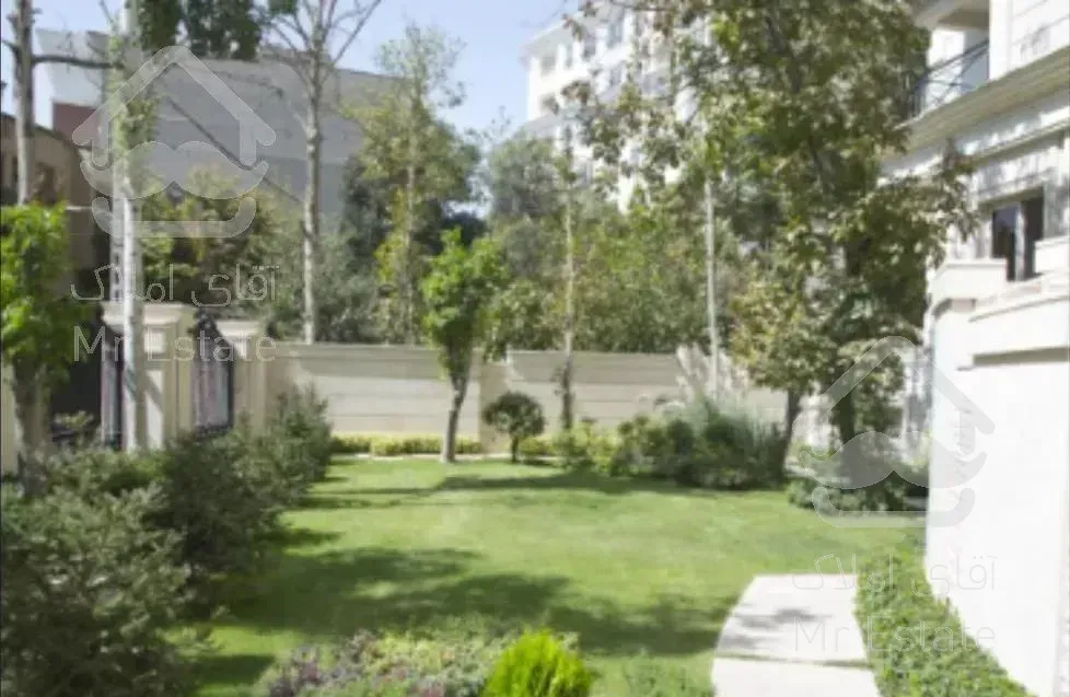 آپارتمان ۲۱۰ متری