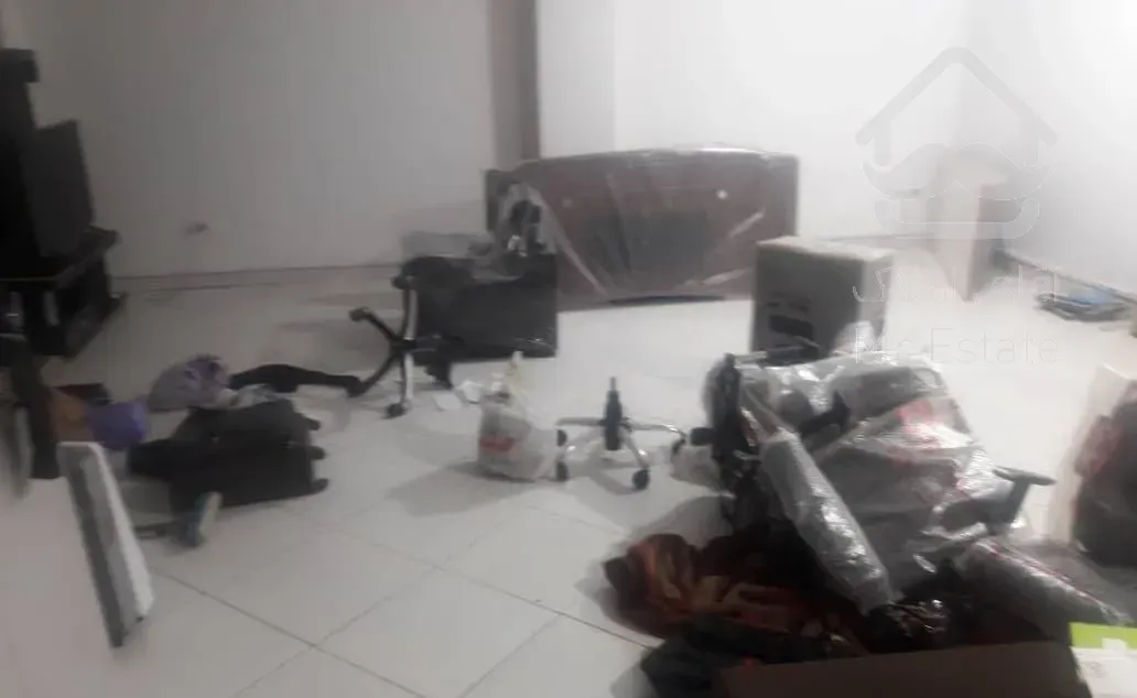 اجاره آپارتمان ۸۵ متری ۱ خوابه در میدان انقلاب