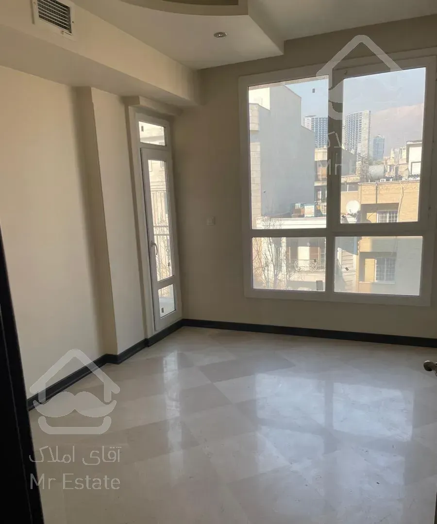 ۱۳۷ متر ۳ خواب یوسف آباد کلید نخورده