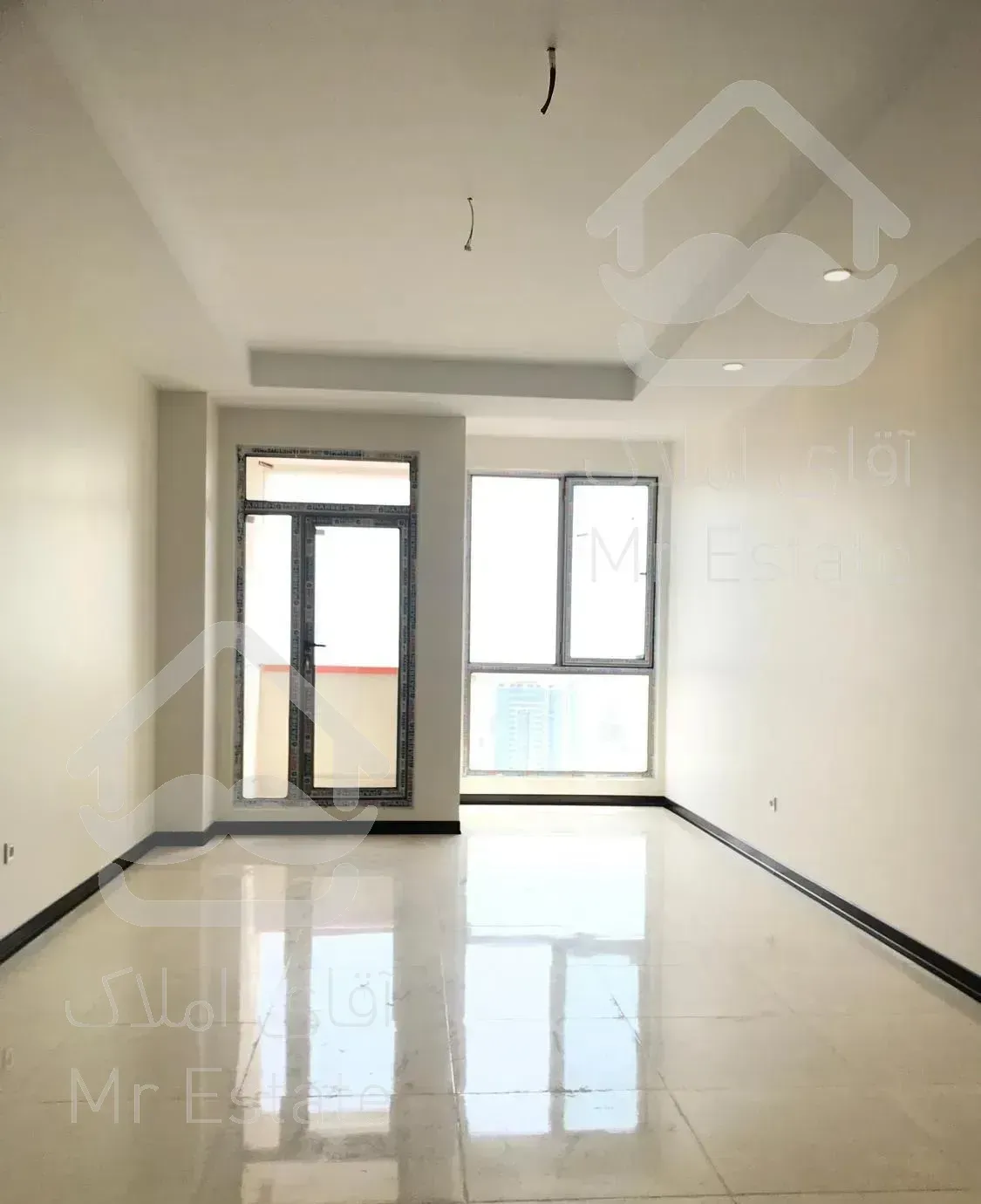 چیتگر۱۱۰متر۲اتاق کلیدنخوردجنوبی ویودریاچه برج برند