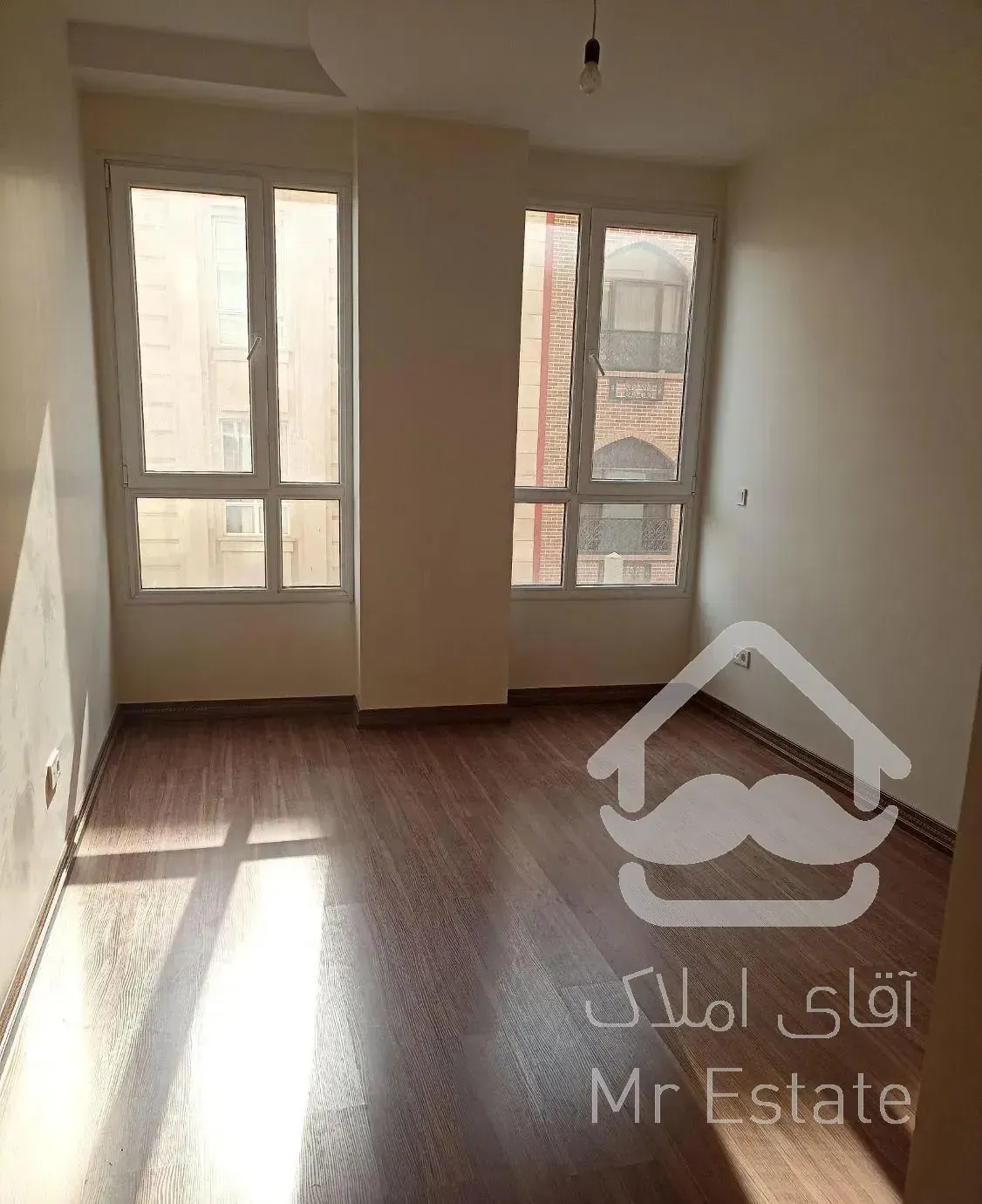 شمال اندرزگو/ ۱۱۰ متر ۲ خواب / فول امکانات