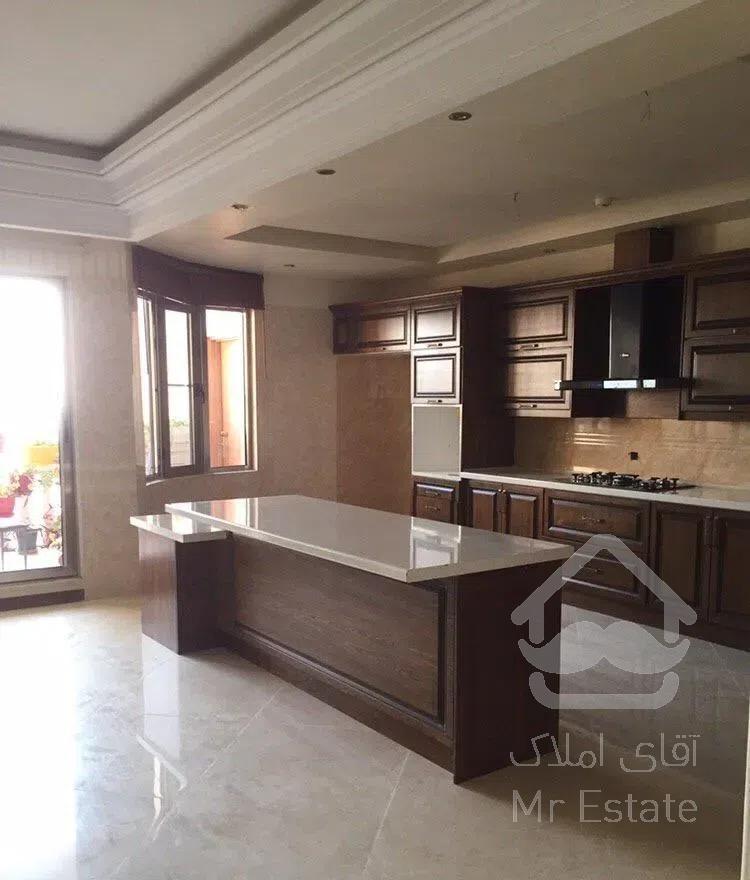 محمودیه ۲۴۰متر آپارتمان چند‌ساله خیابان ب