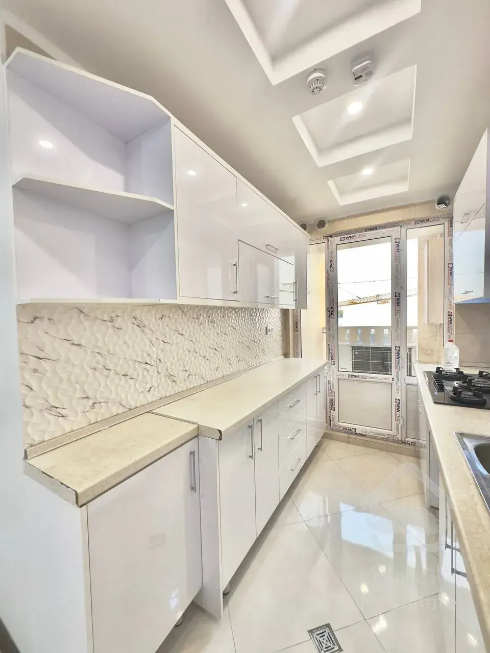 ۲خواب فول نور مستقیم تاپ لوکیشن  سالن پرده خور