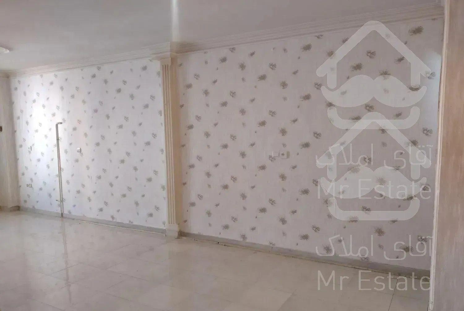 آپارتمان ۵۱ متر با پارکینگ و انباری