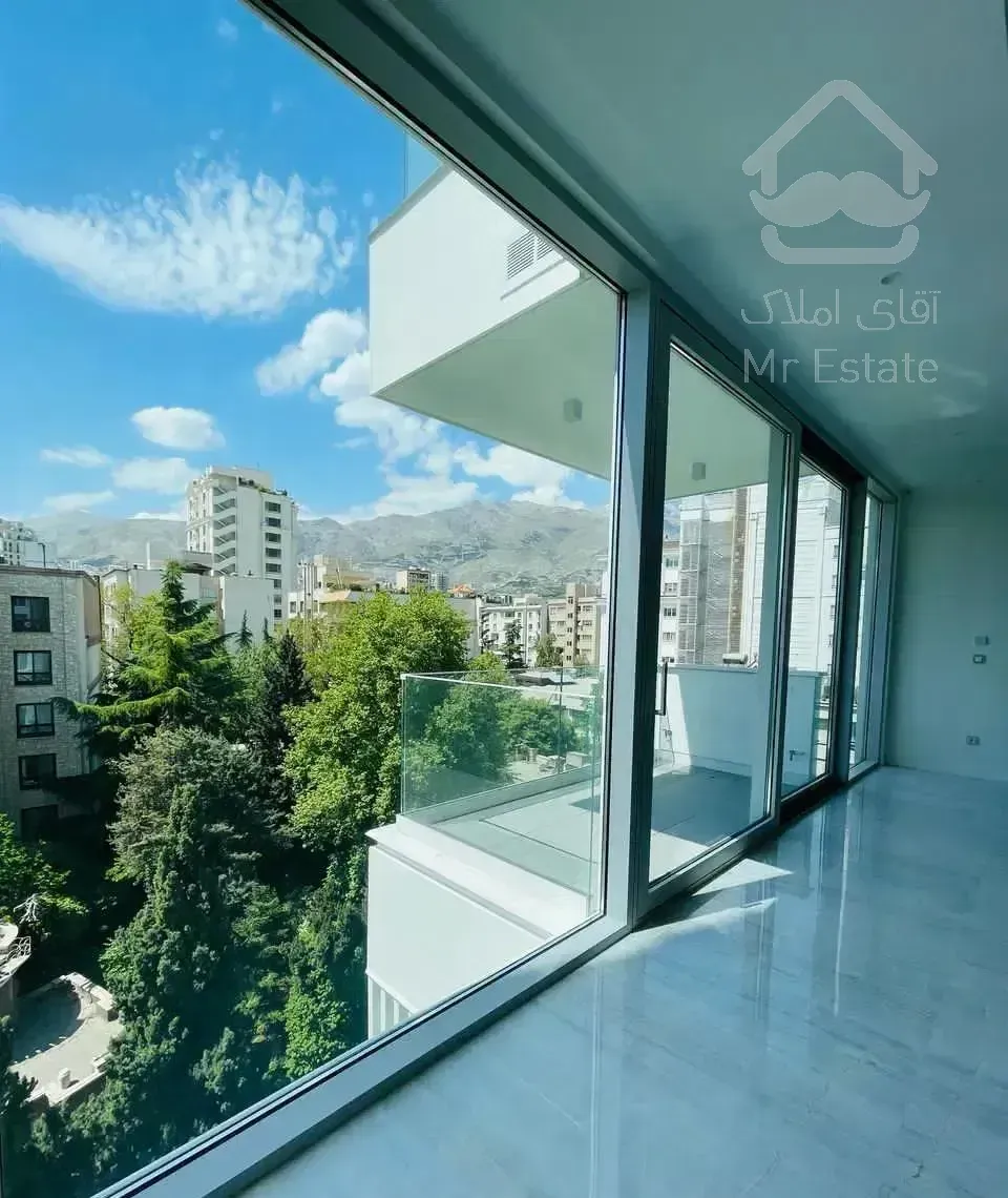 200متر نوساز/۳ خواب/کلیدنخورده