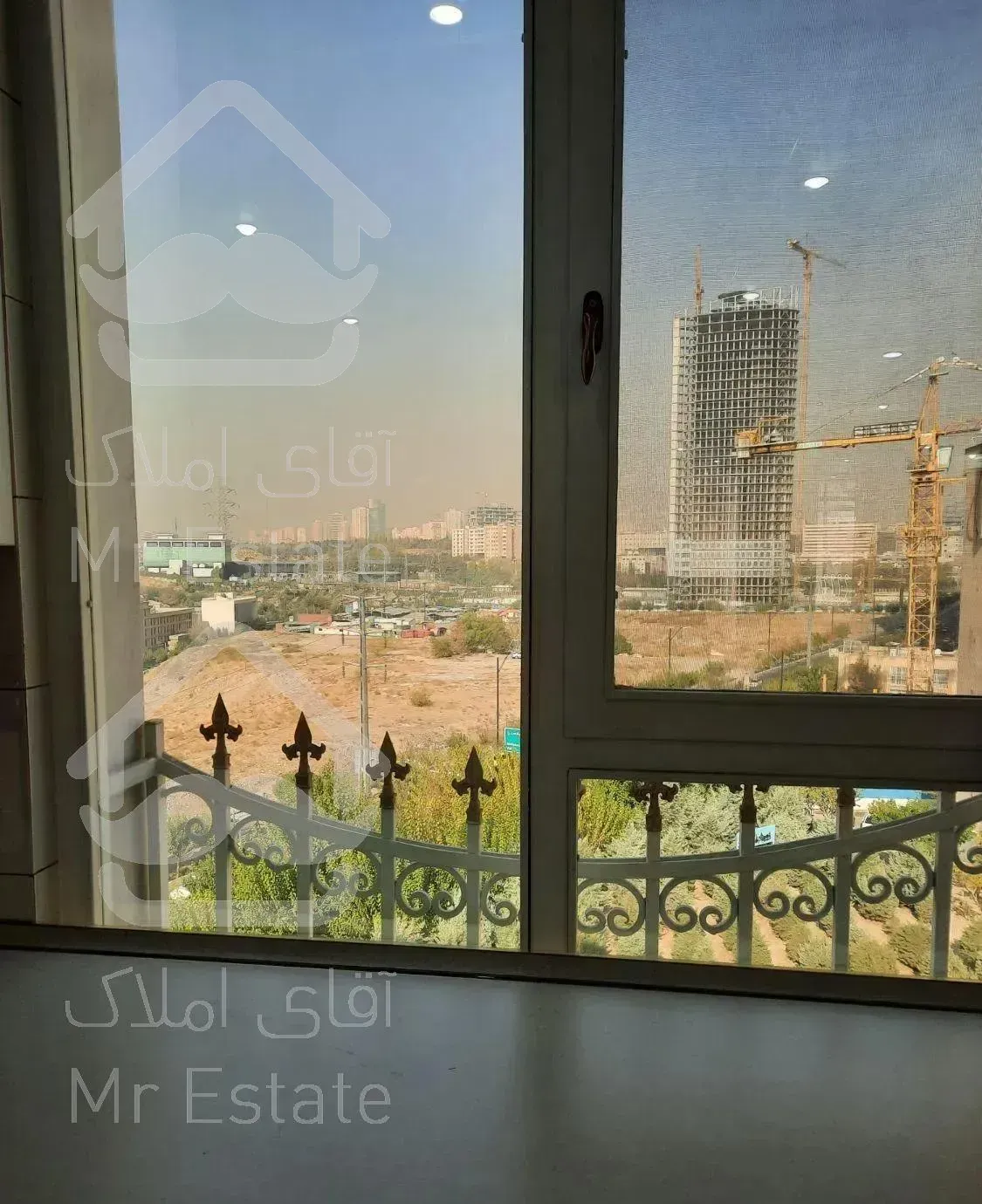 ونک شیراز جنوبی ۱۳۵ متر ۳ خوابه خوش نقشه