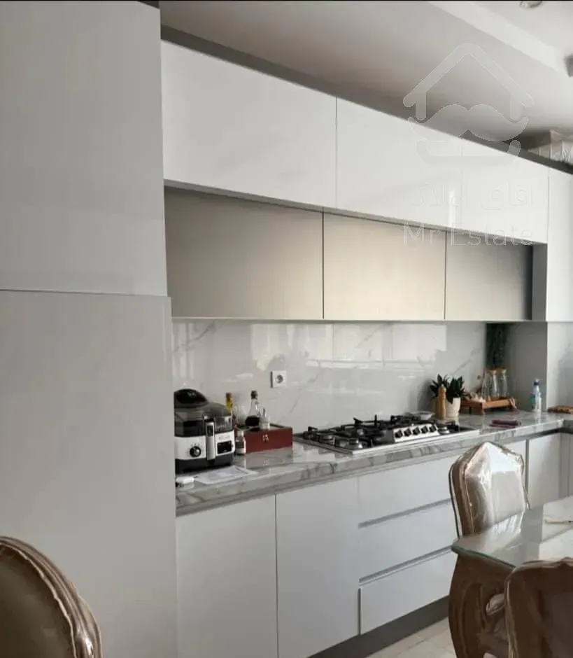 ۹۹متر/دوخواب/بهترین لوکیشن منطقه/فول امکانات