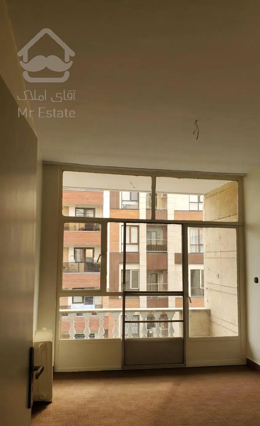 آپارتمان ، ۱۶۰ متر ۳ خواب قدیمی ، گیشا