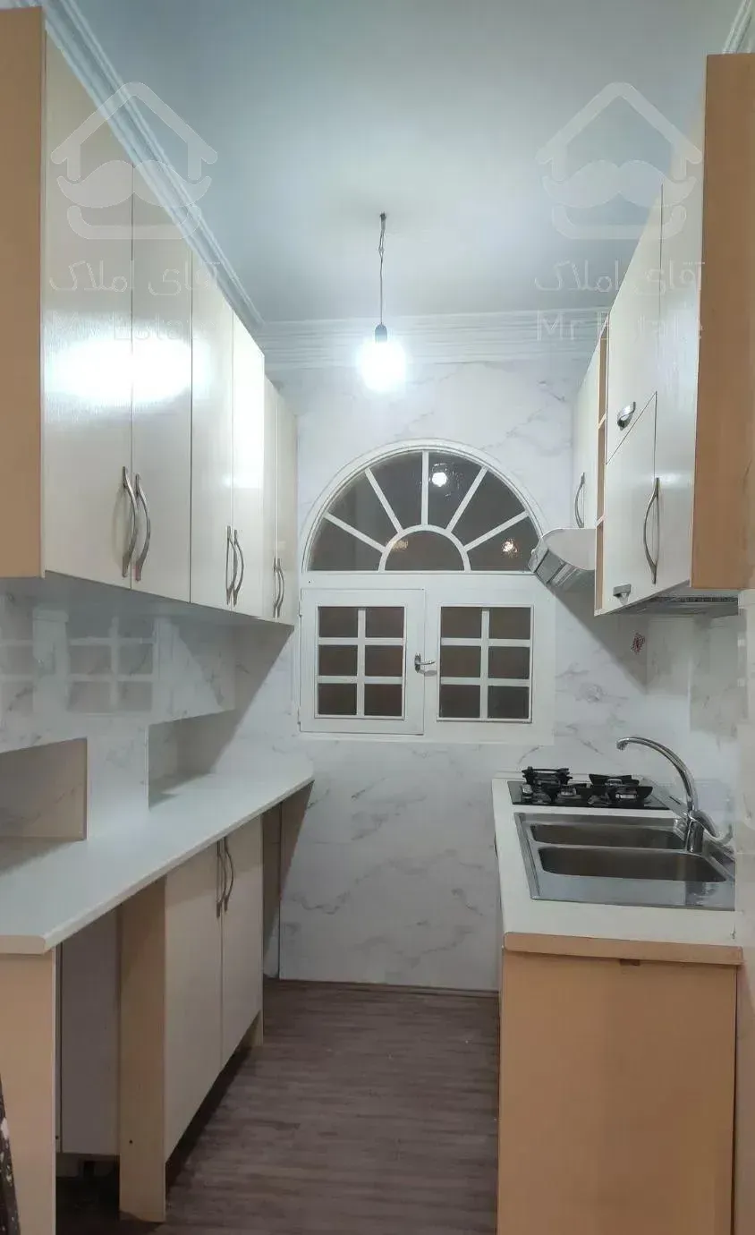 ١۰٦ متر مسکونی بین وزرا و ولیعصر