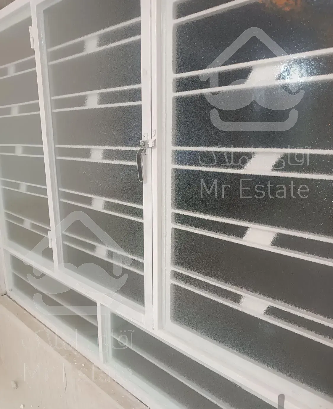 ««شیشه بری ساختمانی»»