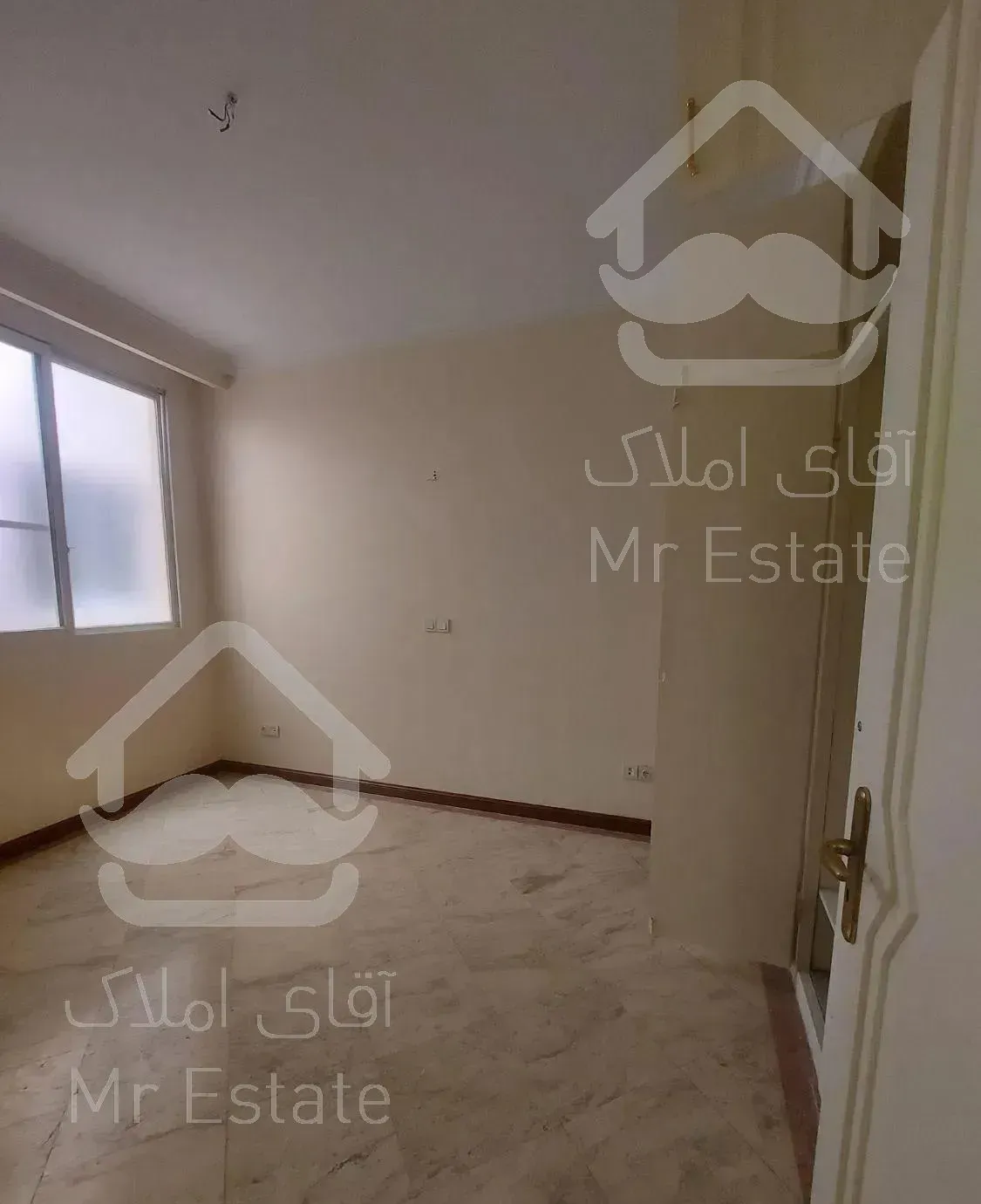 ۲۱۰ متر ۳ خواب ۱ مستر سنبل