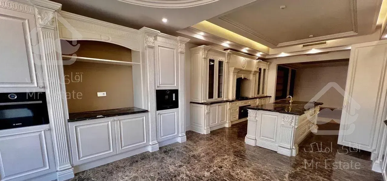 ولنجک ٢٤٥ متر ٤ خواب/فول امکانات/تراس