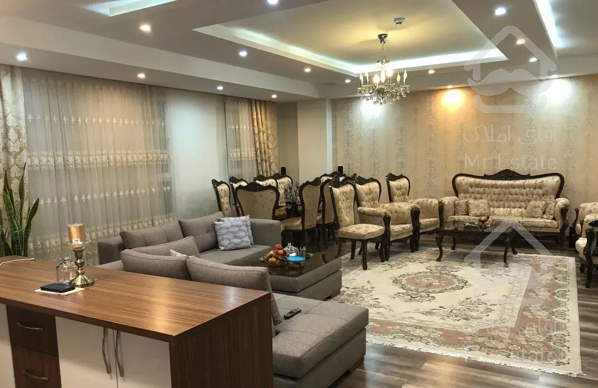 آپارتمان ۱۳۰متر تک واحدی سه خوابه