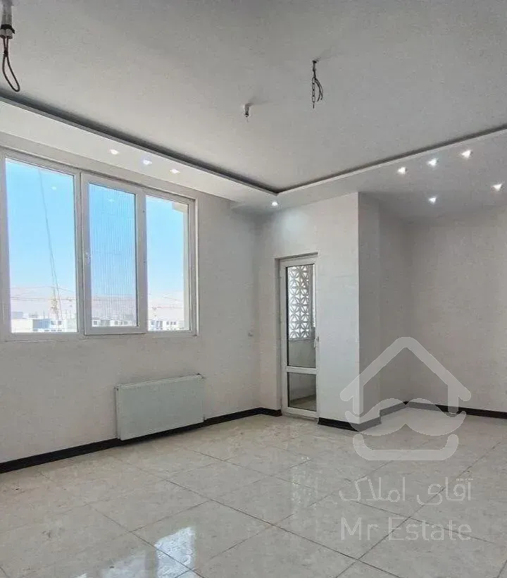 ۱۲۰برج ویو دریاچه چیتگر/۳خواب/اقساط/وام