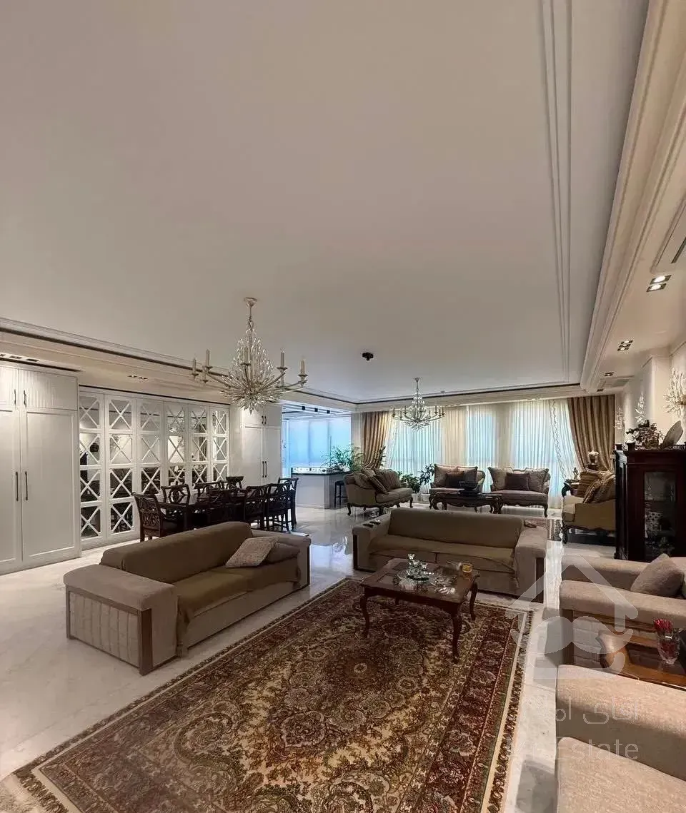 ۱۲۰متر/۵ساله/تکواحدی/سالن پرده خور/تاپ لوکیشن