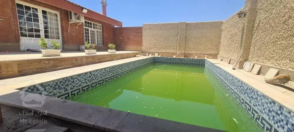 باغ ویلا  600 متری نقلی بسیار شیک آبشار اصفهان