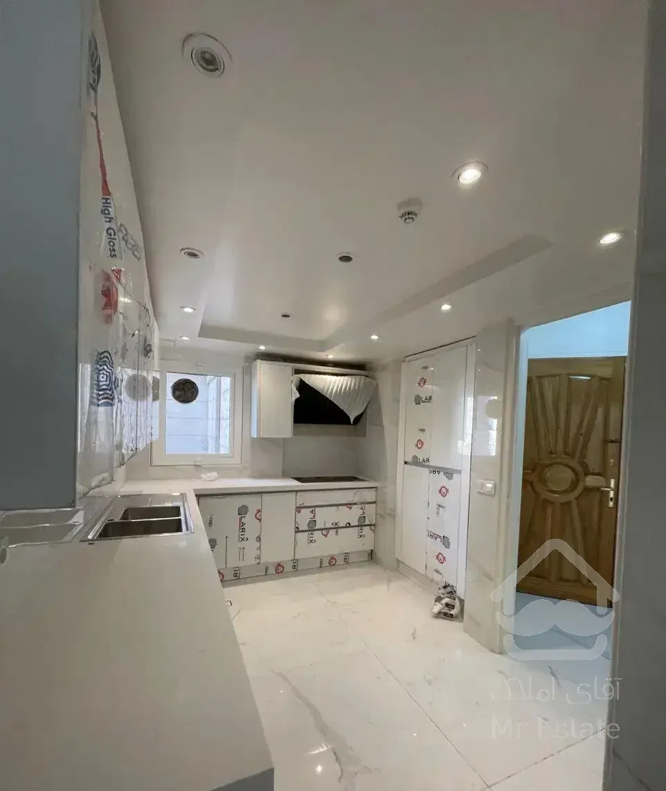 اپارتمان ۱۴۸متر۱۱۰متر زمین سرمایه گذاری جذاب