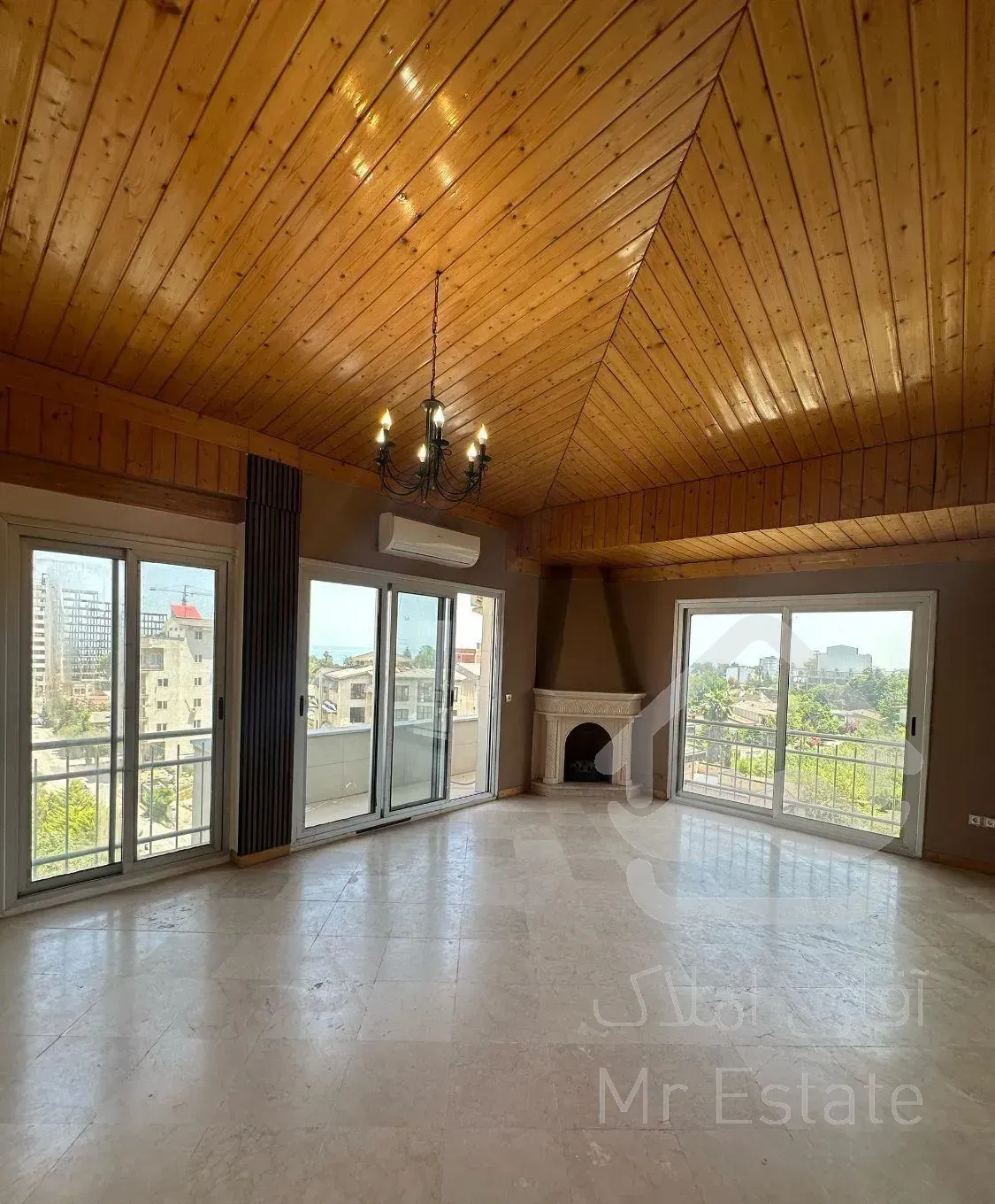 ۱۰۰ متر منطقه برند تمیز