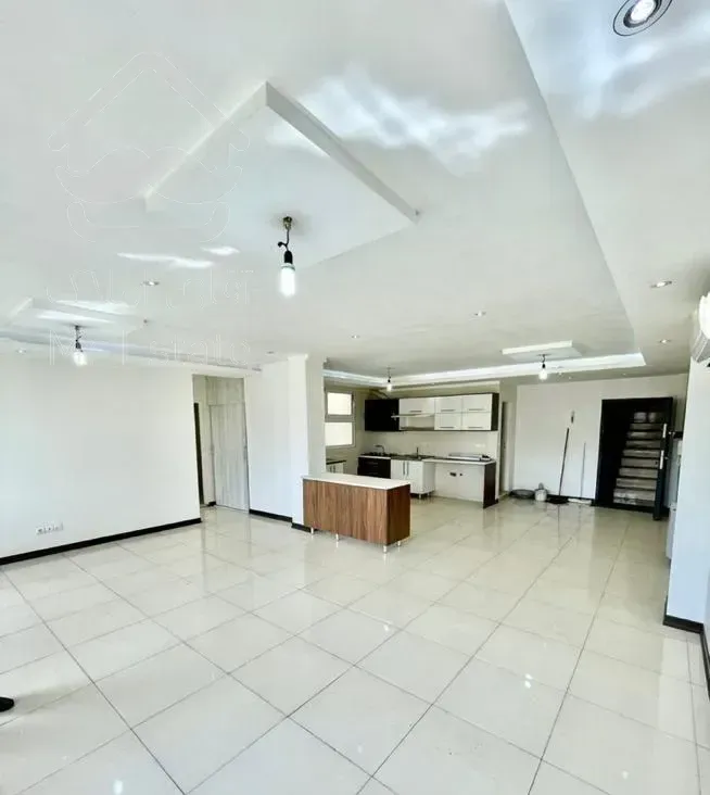 ۹۵ متری ۱ خوابه در سه راه طالقانی