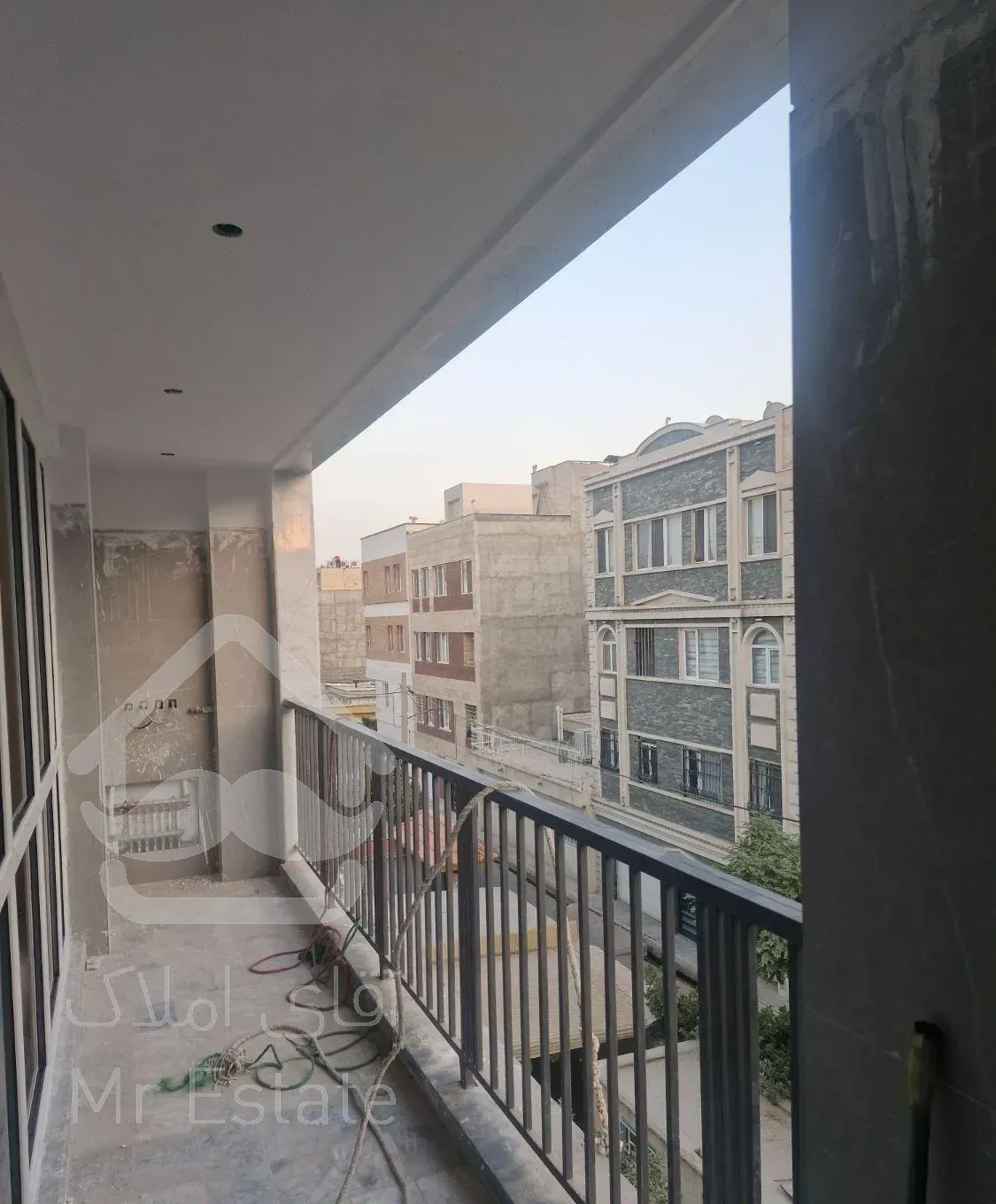 ۹۴متر شهرک غزالی ویلاشهر سروازاد منطقه۲۱