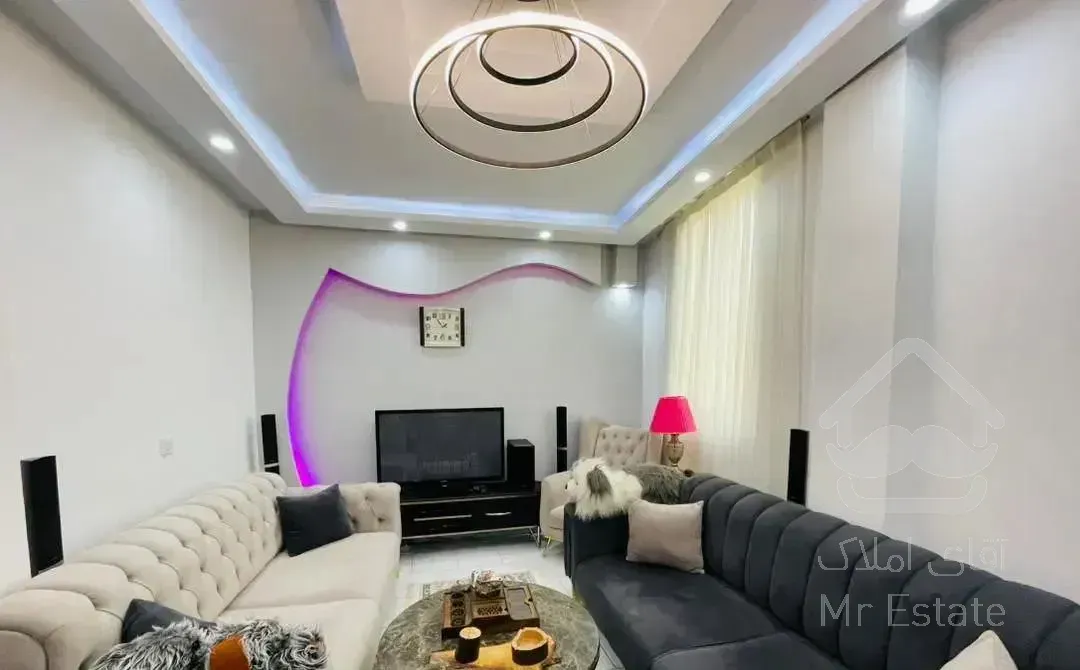 42 متر واحد با 900 وام دارد/دوسال اقساط پرداخت شده