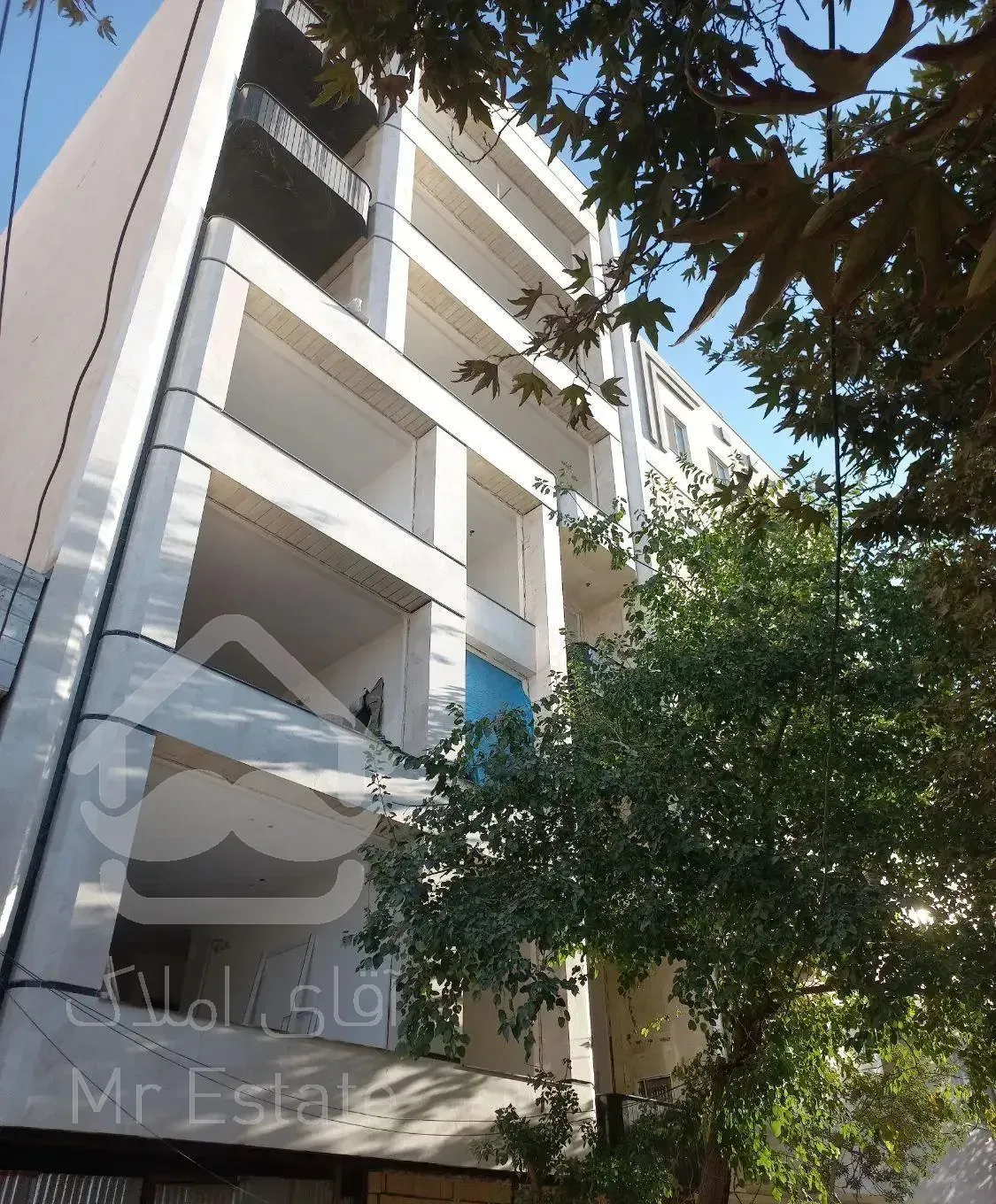 آپارتمان ۱۰۵ متری خوش نقشه