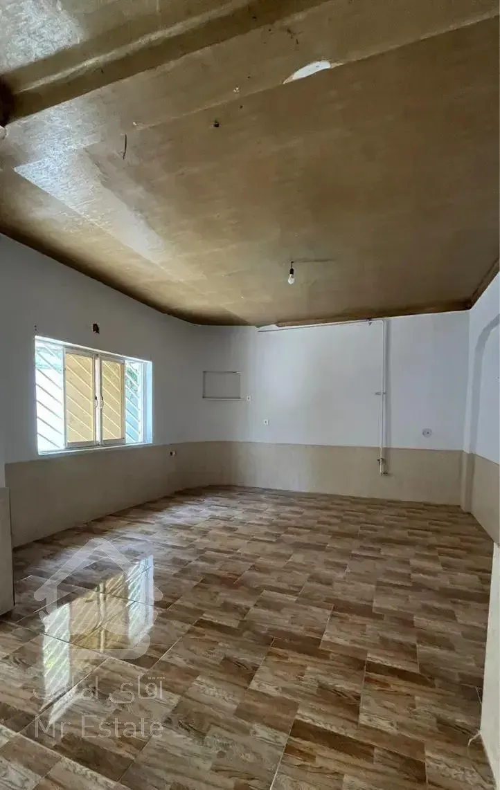 ویلادربست خوش‌ساخت باحیاط مرتب ۱۵۰مترزمین،۸۵متر بن